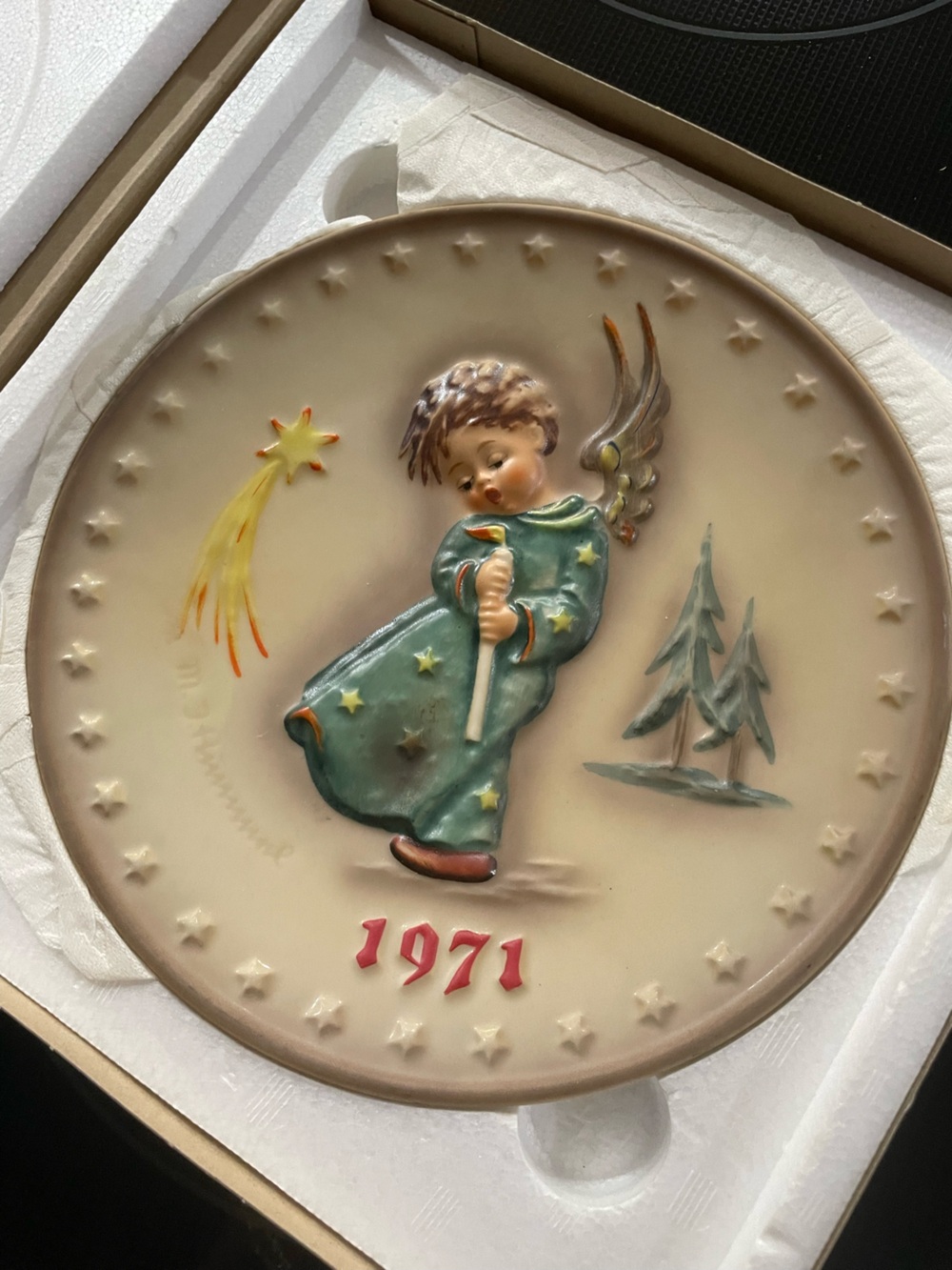 der Teller M.J. Hummel 100th anniversary first edition collector Plate